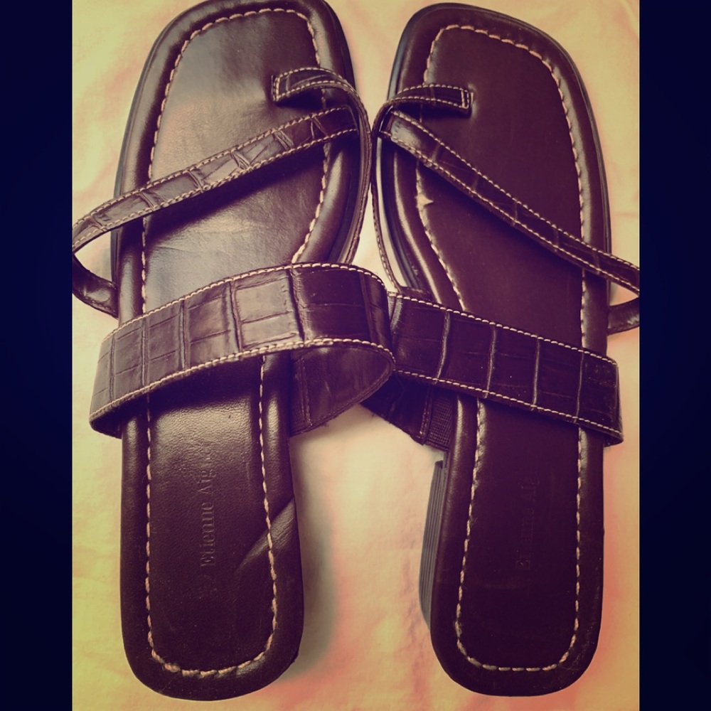 Etienne Aigner flat sandals